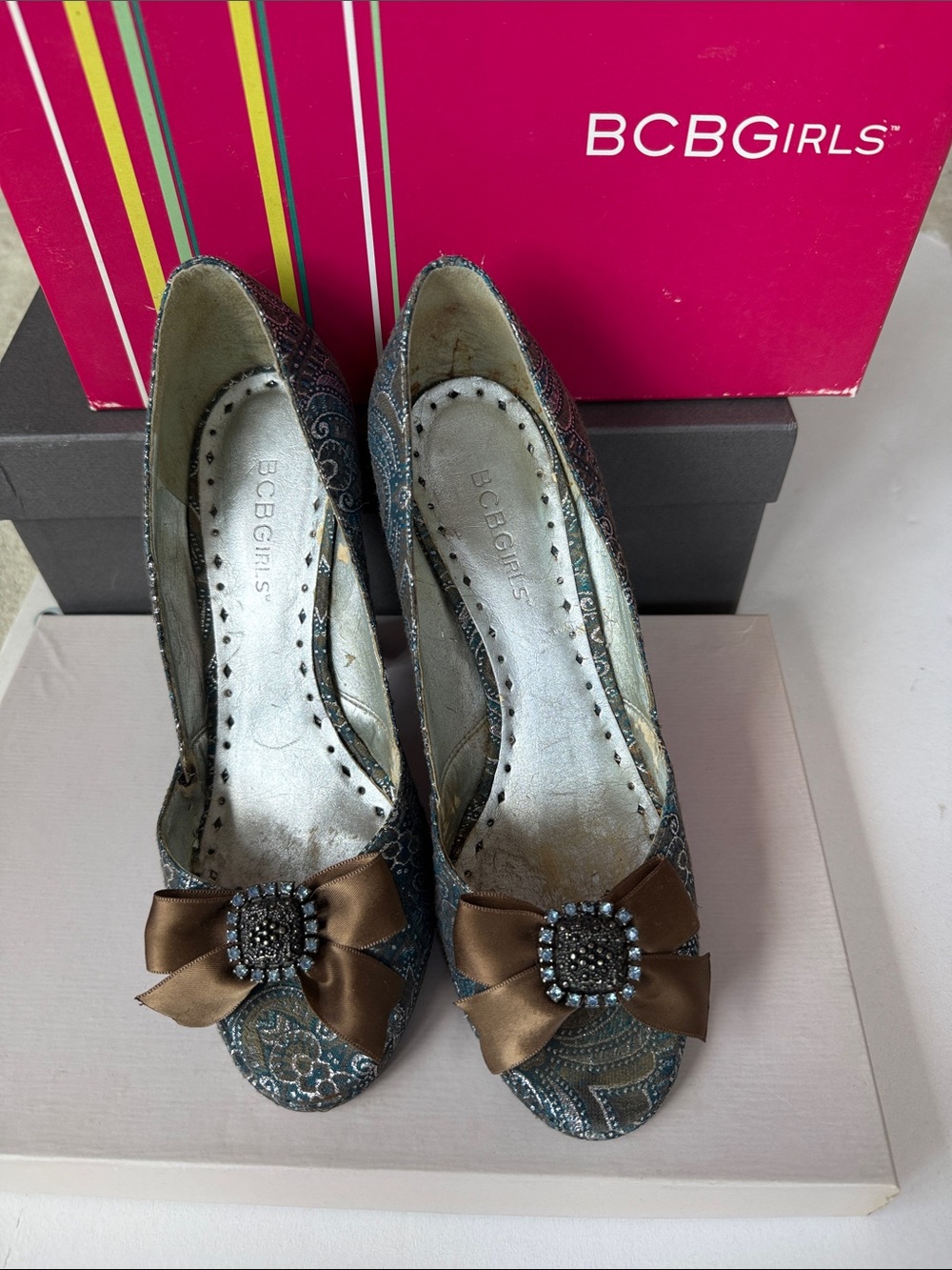 BCBGirls Blue Paisley Bow Heels with Brown Satin Accent